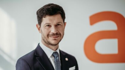 „Jmenování Marcina Kuśmierze (na snímku) je krokem, který spojuje osvědčené podnikatelské vedení s potřebnými provozními dovednostmi a odhodláním čelit novým výzvám,“ věří předseda představenstva. Foto: Allegro