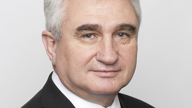 Milan Štěch slaví dnes narozeniny. Foto: Wikipedie/ Martin Vlček, Kancelář Senátu – Senát Parlamentu České republiky, CC BY 3.0